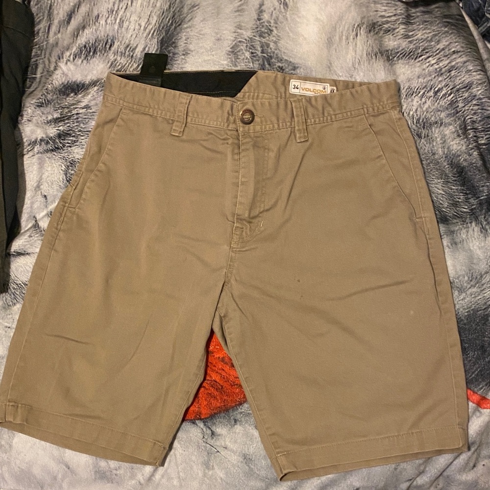 Volcom Men's Khaki Flat Front Shorts